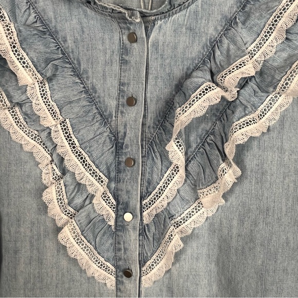 Aaron & Amber Chambray Ruffle Lace Button Front Shirt Sz S Puff Sleeves - Picture 14 of 16
